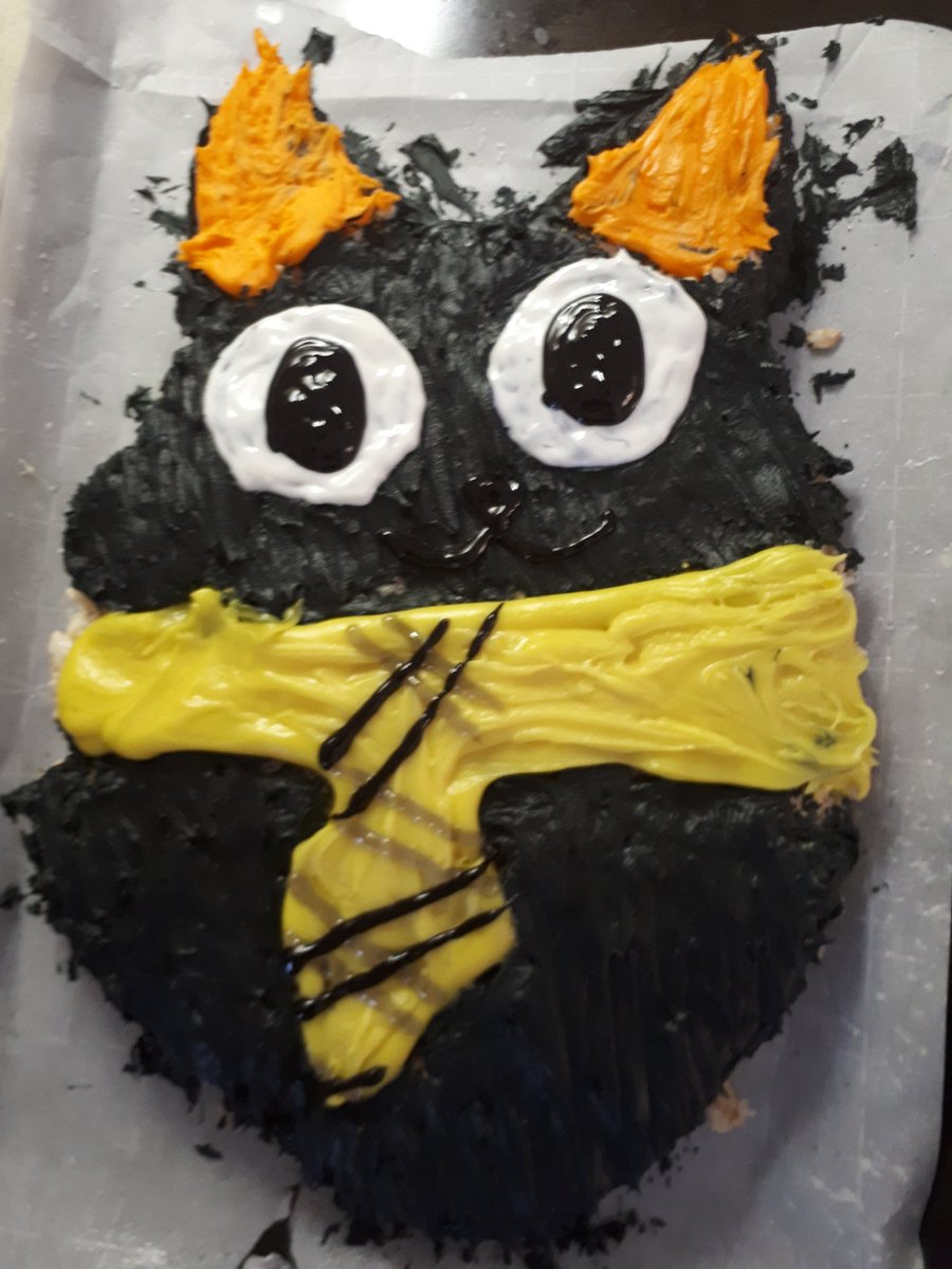 Denisdailyyt Hashtag On Twitter - roblox sir meows a lot birthday cake in 2019 roblox