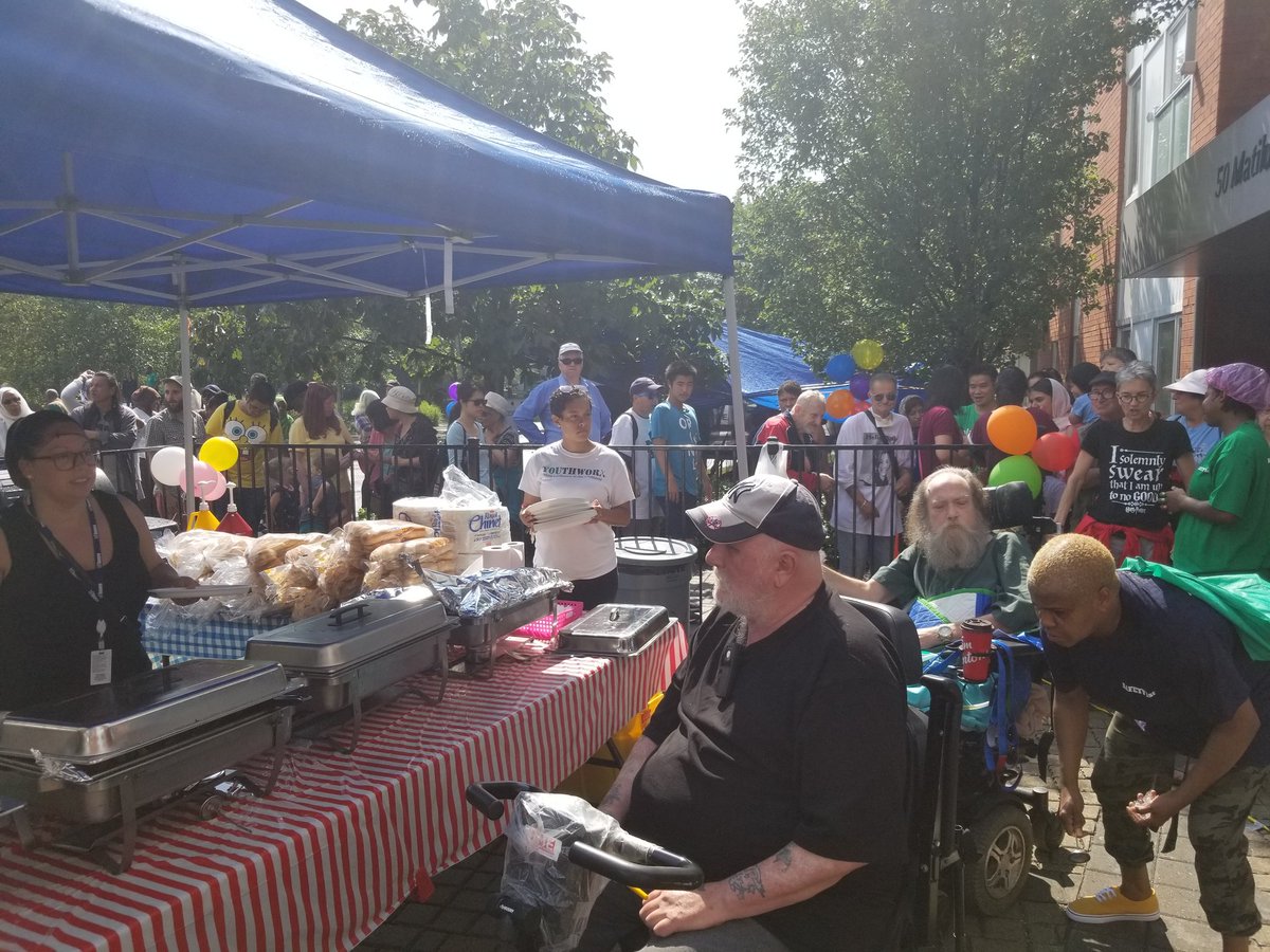 ccrp_toronto's tweet photo. Rivertowne Safety 1st 10th Annual Community BBQ is today 2 to 9pm!!!  United residents and community partners working together. #localleadership #prevention #safety1st #workingtogether #communitysafety #unity @TOHousing @SafeCity_TO @CCRPStephanie @TPSRydzik @TPSD55fuzz https://t.co/3F493K3YS3