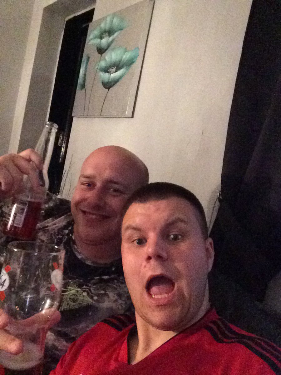 UnmMelon's tweet photo. Me and my bruvva for life https://t.co/4kX64jVZ1k