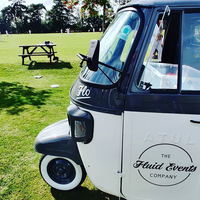 Had an absolutely wonderful time at the Halstead Cricket ground today.

Prosecco, Cricket and an amazing <a href="/aussiebbqco/">dwaynewatkin</a> BBQ. Life doesn't get much better 🏏🥂🍔💞 #fluidfun #proseccovan #corporateevents #essex 🌐 ift.tt/2EATivN