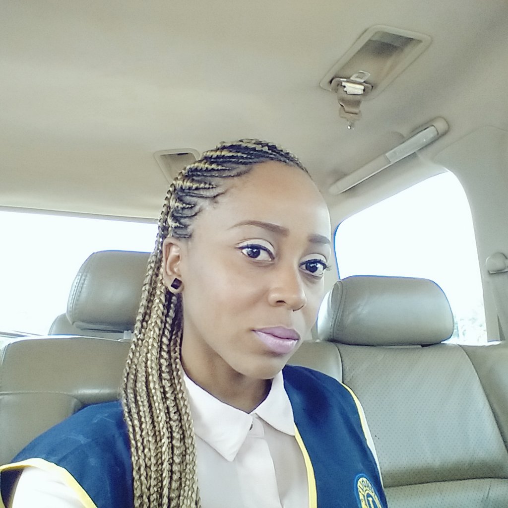 Mz_Issey's tweet photo. #DIMPLED 😍😍😍😍 https://t.co/M7hivUTElh