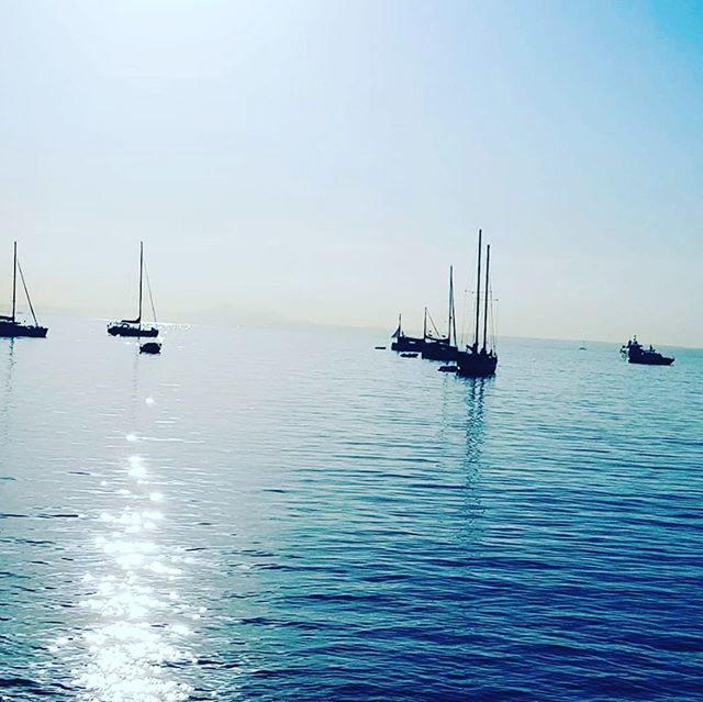CALVIÀ ❤️
•
•
•
•
•
#ocean #waves #water #surf #sand #wave #surfing #underwater #beachlife #fish #island #diving #paradise #underwaterphotography #coast #oceano #hawaii #horizon #fishing #reflection #dive #cloudporn #scuba #reef #cloud #seaside #… ift.tt/2N9BBIB