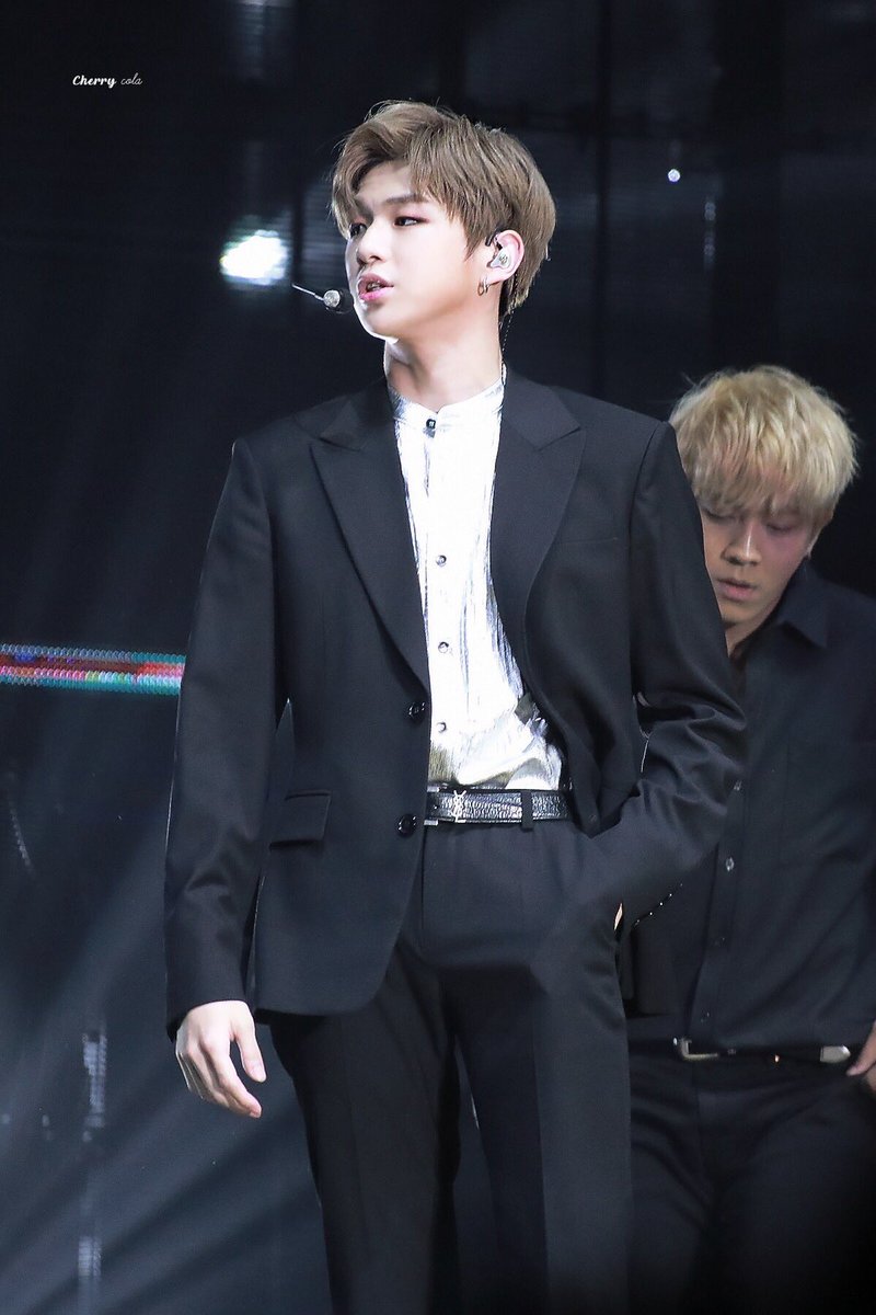 kang daniel pics tweet media