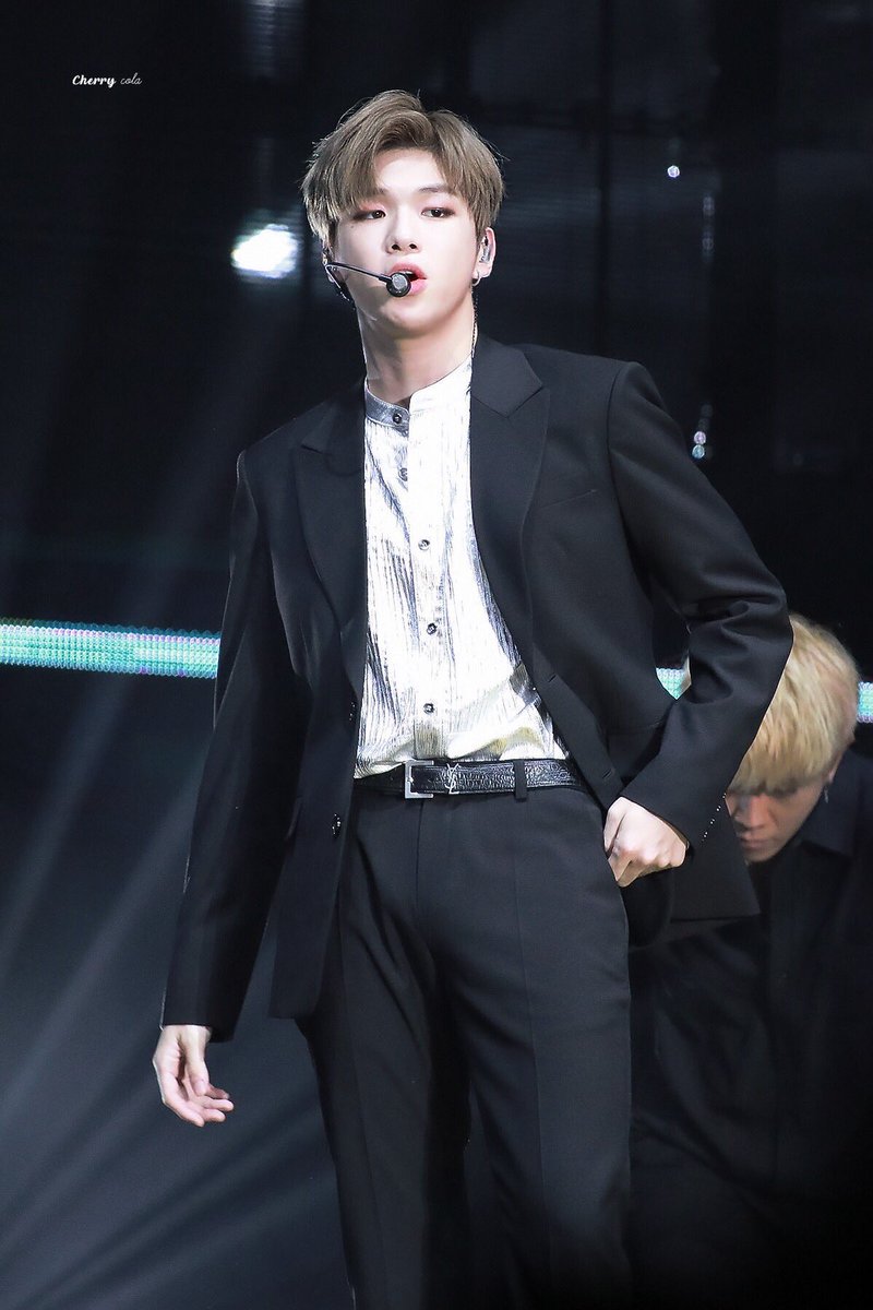 kang daniel pics tweet media