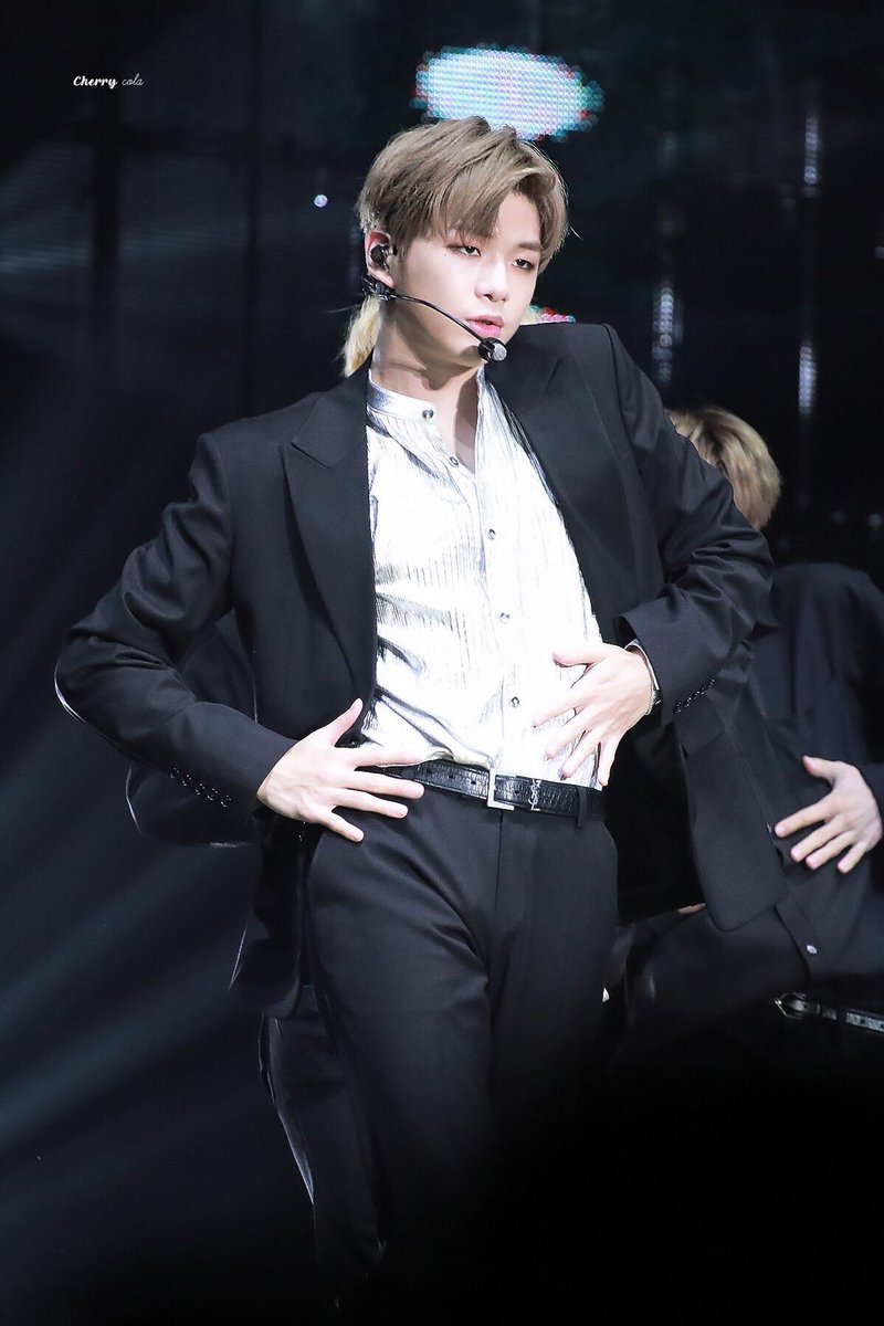 kang daniel pics tweet media