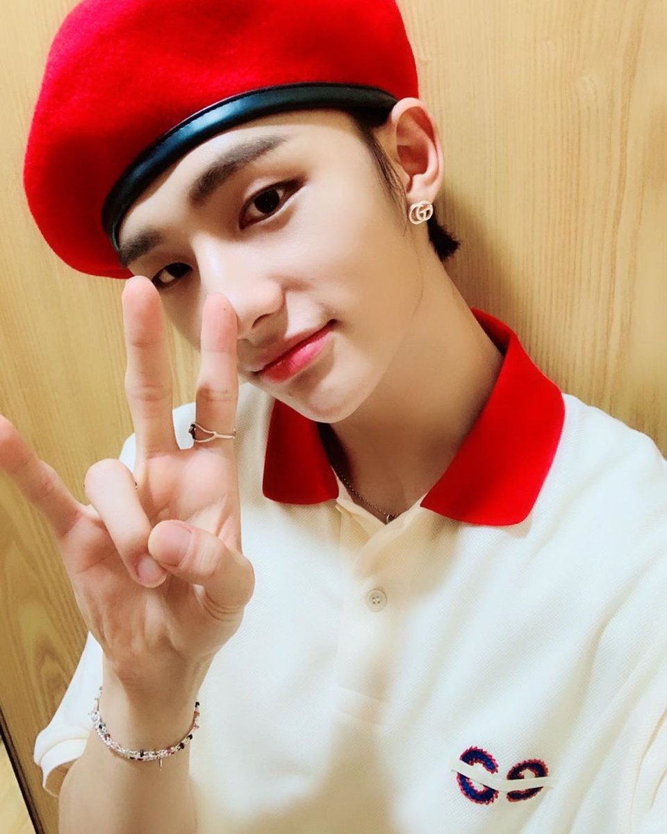 skzlatam__'s tweet photo. 📱 | Actualización de Hyunjin:

[ Misión cumplida 🙂
#straykids #9 #STAY #MCenMuCore #FelizMuCore ]

─「170819」

Cr. @/realstraykids
Eng. StrayKidsGlobal
@Stray_Kids
#StrayKids #스트레이키즈
#Hyunjin https://t.co/rfmTOdkdLs