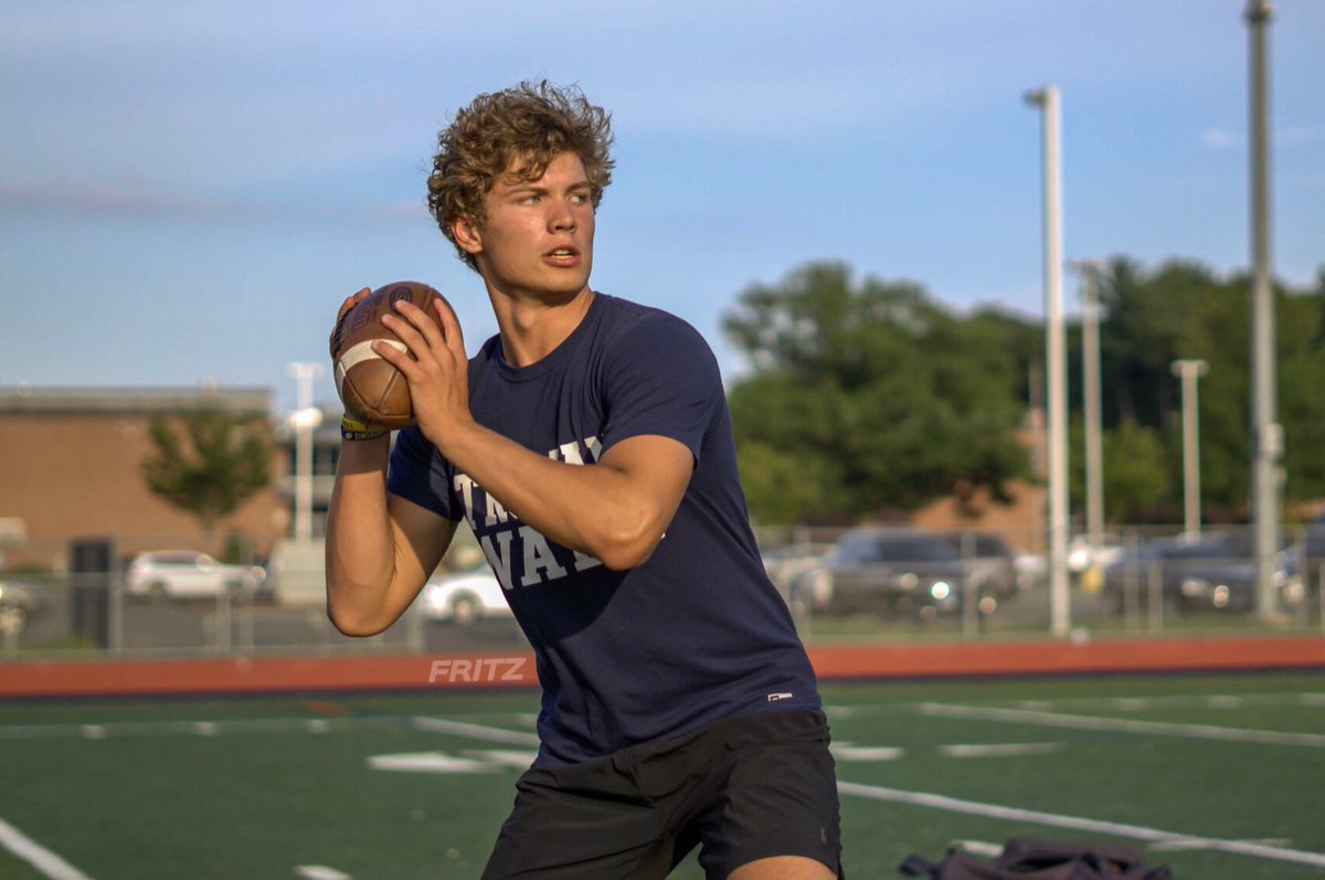 adboe5's tweet photo. It’s finally here. Camp starts Monday! #FridayNightLights #SimsburyFootball #SHSTrojans #FindAWay #Family #FritzPhotos #QBHitlist @masters_coach @CoachMoose56 @qbhitlist @TrojansStrength @top_qb https://t.co/942V9jxYRu