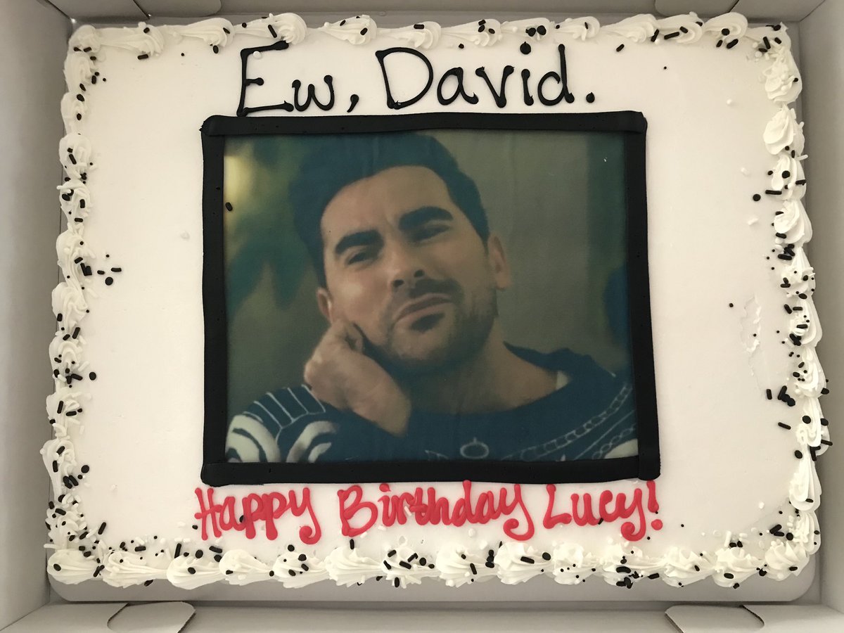 lucyjsmalley's tweet photo. i’m having a Schitty 17th golden birthday!! @danjlevy #schittscreek https://t.co/RXXui50miF