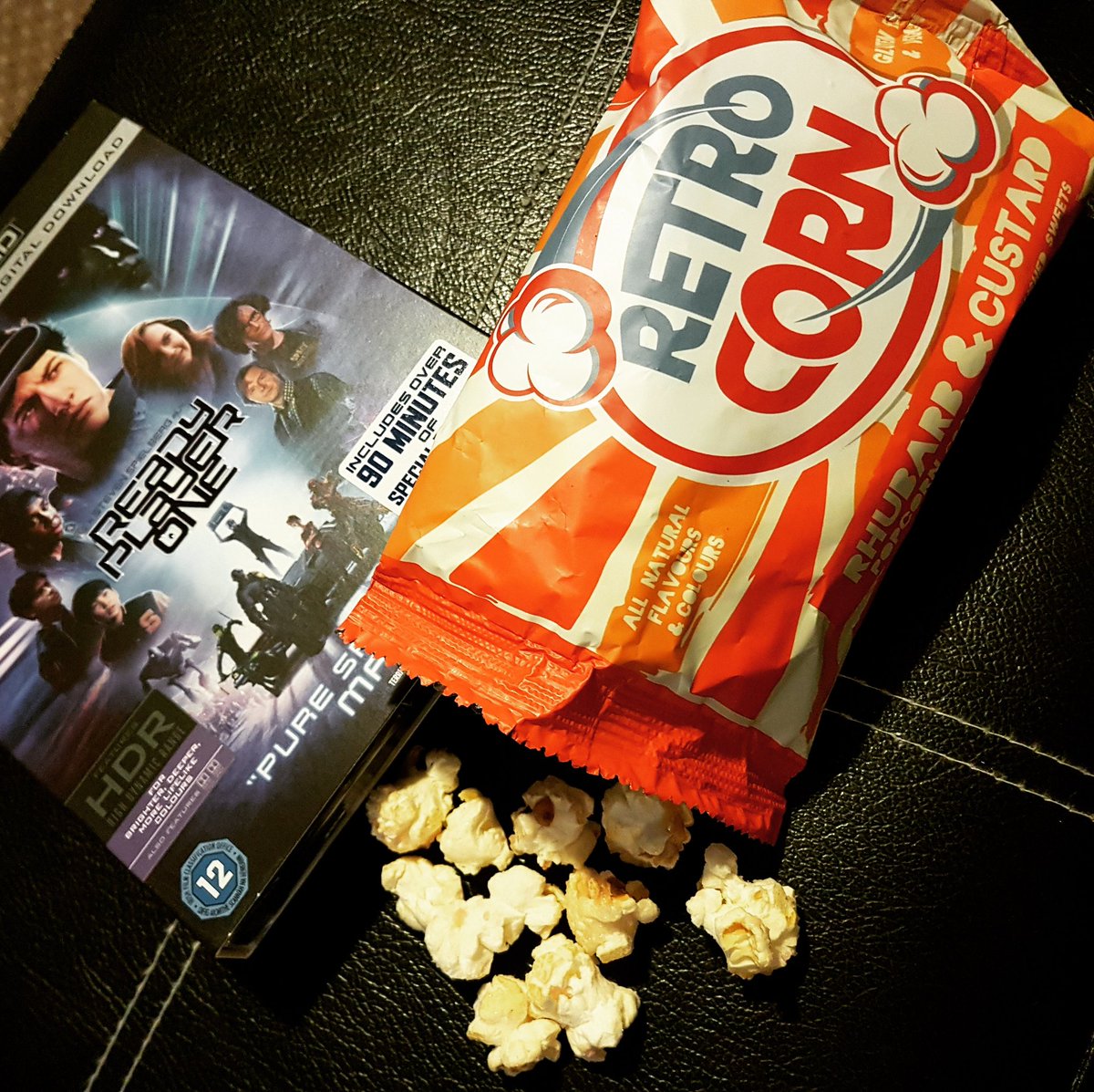 mvalana's tweet photo. Time for film number two and rhubarb & custard as popcorn desert! Got to follow savory with sweet ๐๐ฟ๐ฝ๏ธ
#retrocorn @GregRetrocorn #triyit #triyituk https://t.co/2JZi4oKNla