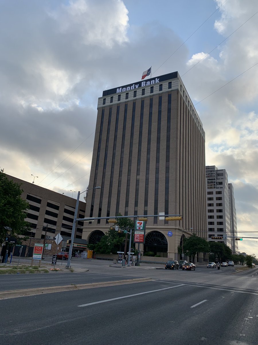 Juan9Corona's tweet image. #RandomAustinBuildings #AustinViews