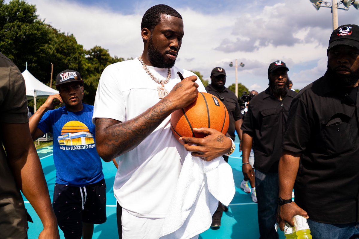 DREAM CHASERS RECORDS tweet media