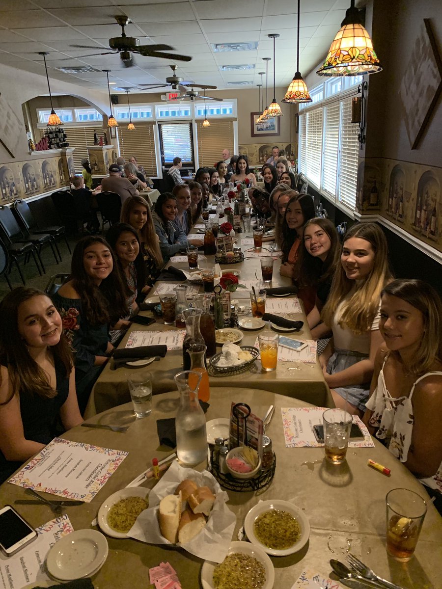 TeriLKirby's tweet image. Thank you Gina from Gino’s Restaurant! @CedarRidgeCheer appreciates your amazing food  and making #FirstDinner special! 💜🖤