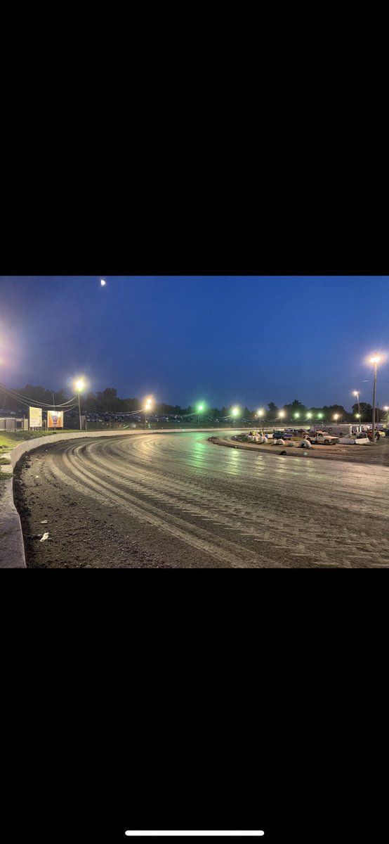 Daniel Morgiewicz tweet media