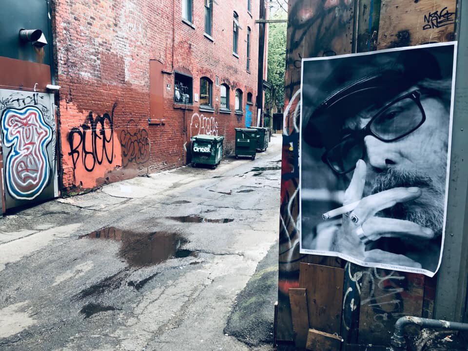 yeghumans's tweet photo. Penthouse to gutters and in between, a reminder at which society cares not to lean. So I as an artist must care to tell, the difference between compassion and my show and tell... #insideoutproject #saveonradio #HollyWoodNorthRadio #soulsofthestreet #compassion #2019 https://t.co/vCwDDskS3s
