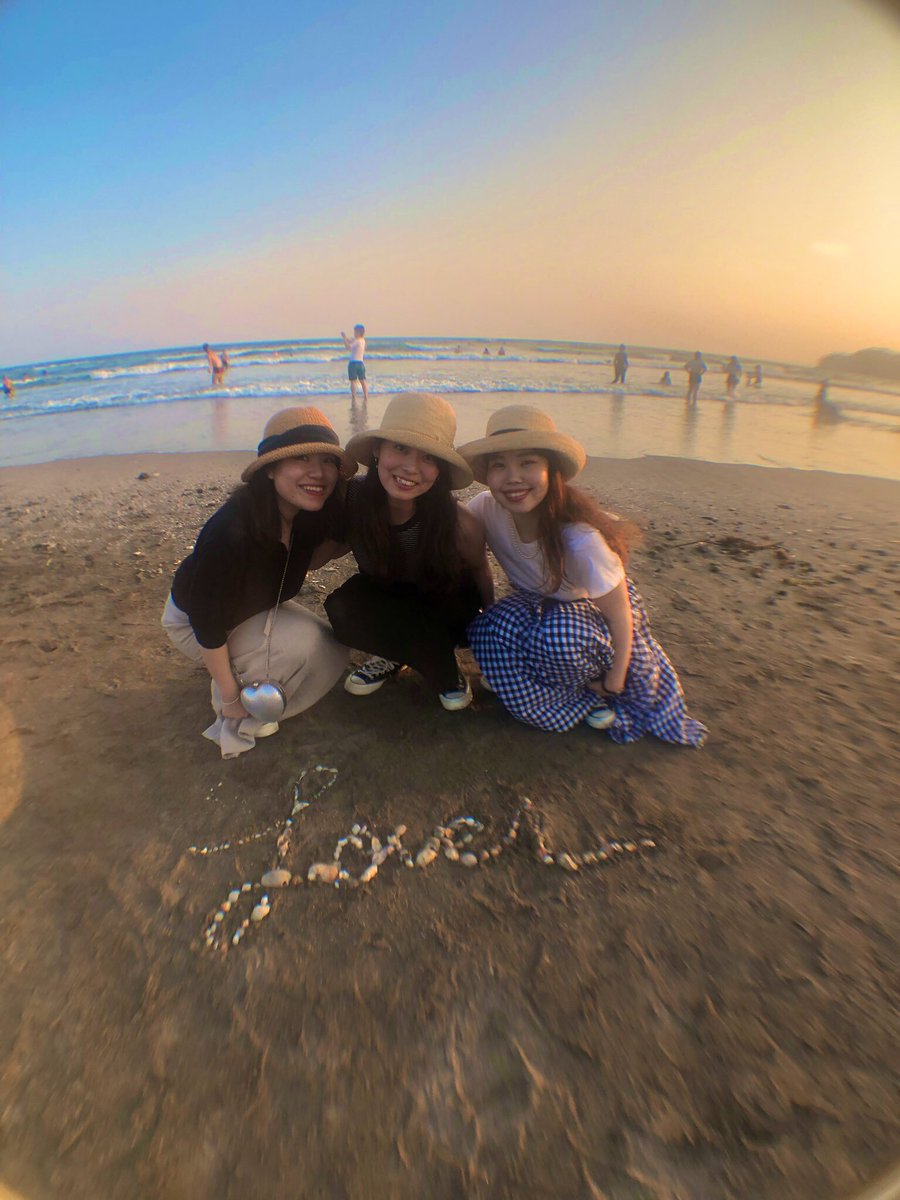 ts13an's tweet photo. We're ready for #LoverOutOnAugust23 💗🦋 #Loverin6days @taylorswift13 @taylornation13 @taylorswift13jp https://t.co/FdVdymyj3g