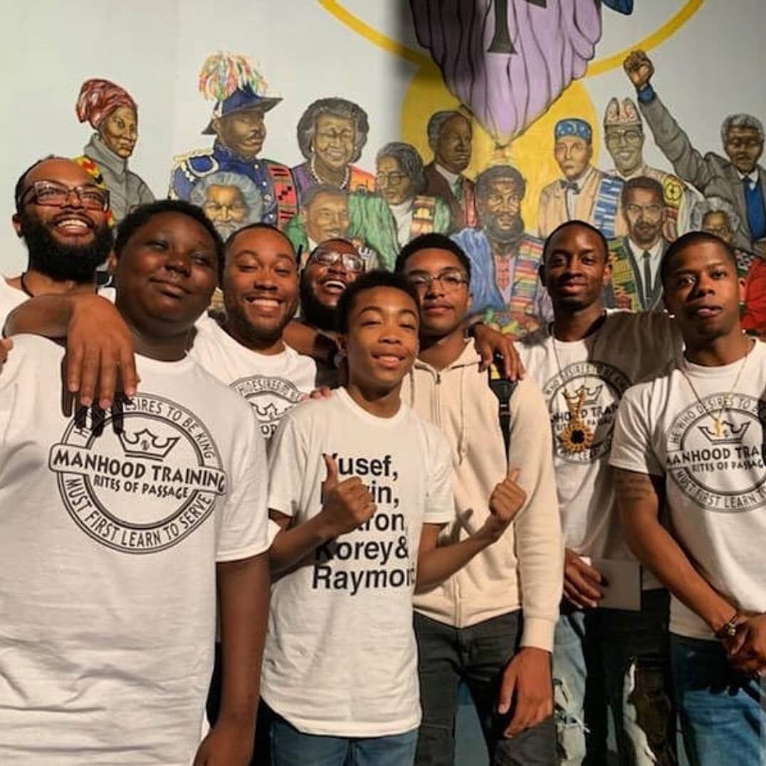 UnionTempleDC's tweet photo. Our @UTBCMTROP initiates are on their way to Ghana🇬🇭.....So proud of them!
#UnionTemple #RitesOfPassage #Anacostia #ManhoodTraining #Ghana #WashingtonDC #Africa https://t.co/c3mau1UtjW
