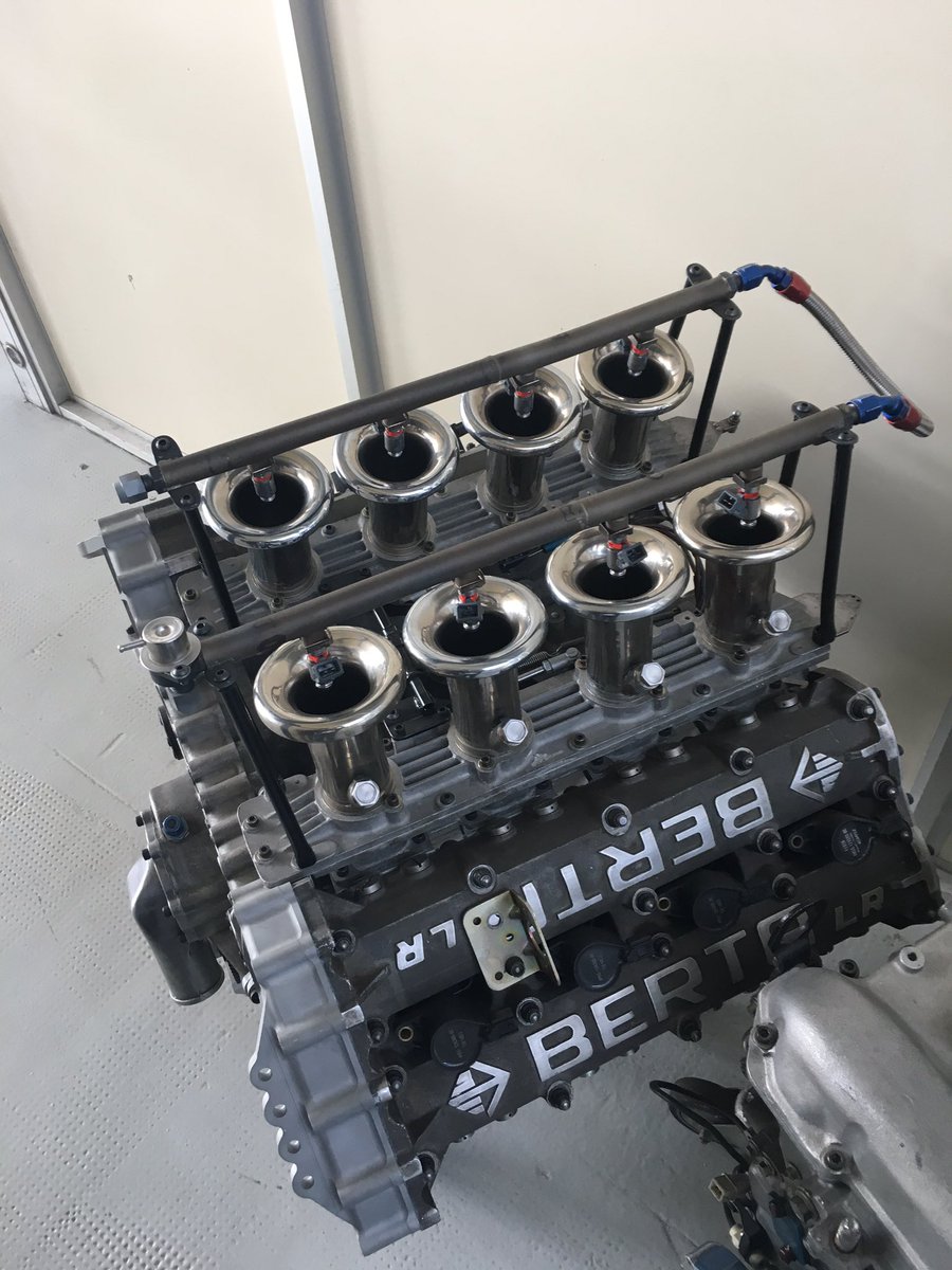 sebastianelias4's tweet photo. .@ERC_Radio  #V8 #LR #F1 #F5000 BY Berta #430HP 2998 Cm3 11000 RPM @DamianFermin1 https://t.co/4eipUN7tjq