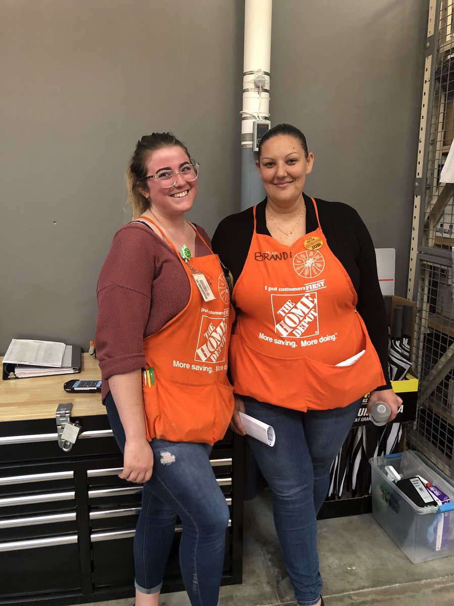 briankorhummel's tweet photo. Hello meet Kendal and Brandi. Brandi just sold $15k in flooring. Be like Brandi.  Great people make great specialists. #6634 #AllIn @DanNerat  @THDDonovanD21 https://t.co/PMo81DPVVV
