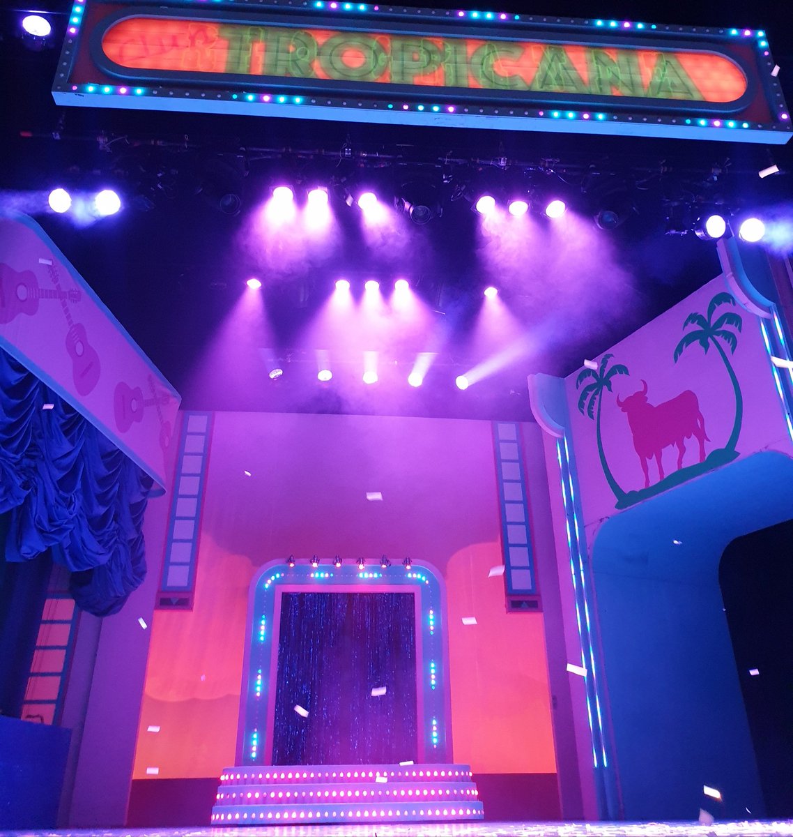 Lights out!
<a href="/ClubTropMusical/">Club Tropicana Musical</a> 
You've been so much more than I expected and exactly what I needed.
Thank you! I will remember you for ever for rescuing my heart 😍 
🎶I can't stop, the way I feel 🎵💖