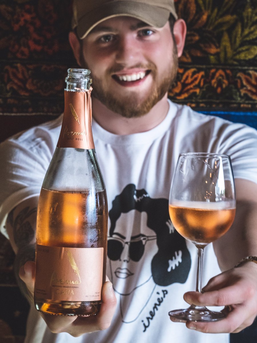 Saturday means Rosé all day! $5 frose, rosé, or sparkling rosé.
#elmrg #irenesaustin #irenesatx #rosé