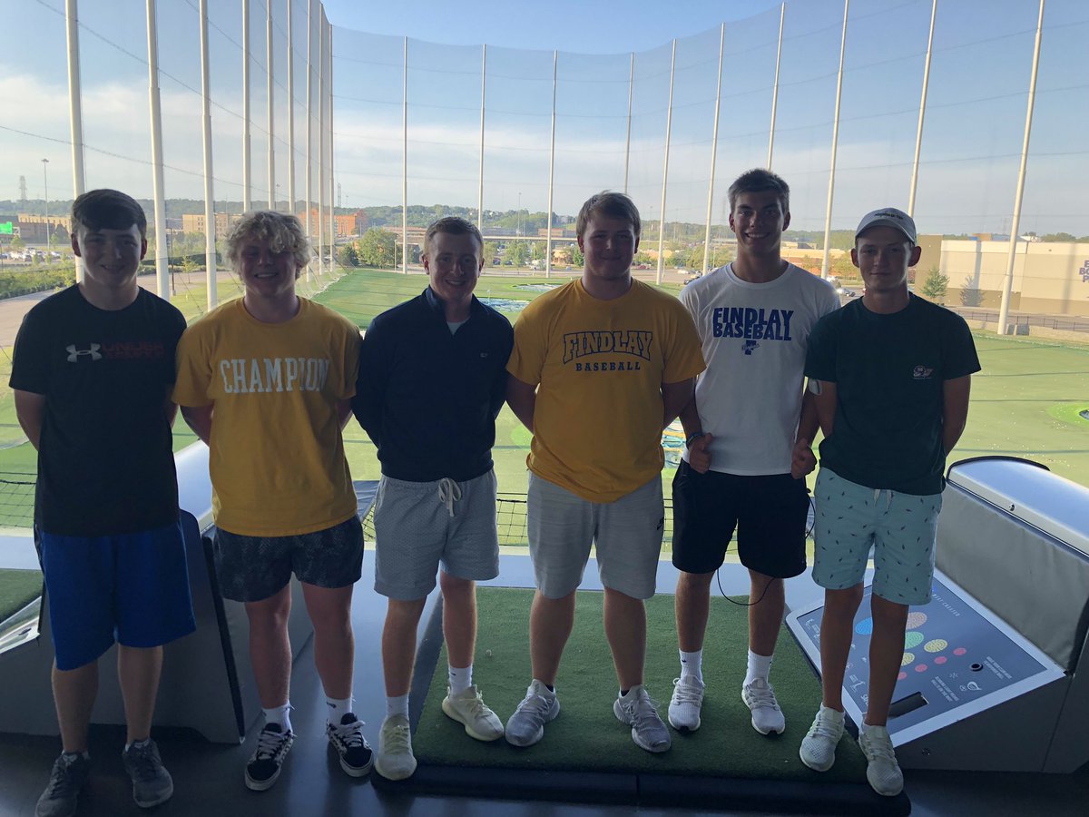 FindlayGolf's tweet photo. The Varsity Boys team had a fun weekend in Cincinnati. #TrojanTrue https://t.co/A7eeGr14WJ