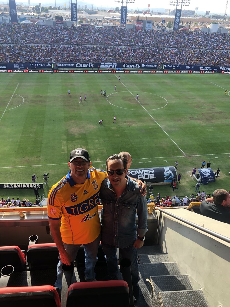 EnriqueQuet's tweet photo. Gran amigo!!!... https://t.co/VrHIzCDvsZ