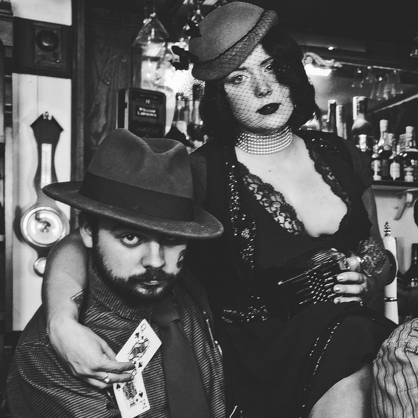 Tonight at 9 <a href="/VaudevillianThe/">The Vaudevillian</a> hit <a href="/MoonshineCafe/">Moonshine Cafe</a> !  There will be singing and dancing and refreshments !!