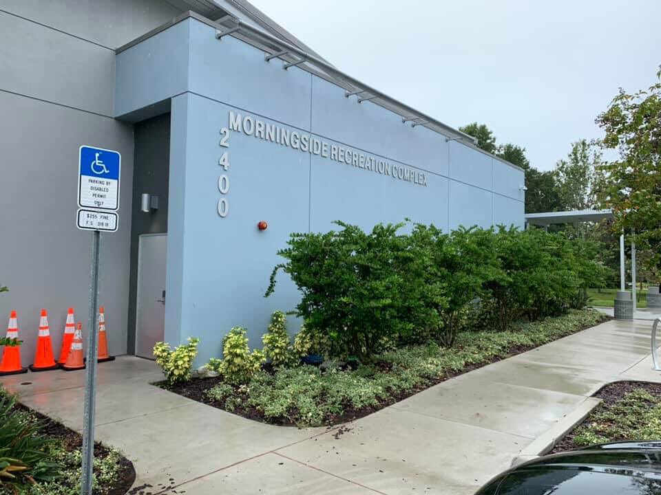 BillJonson2020's tweet photo. Rainy day today so I decided to check out the great new @MyClearwater  Rec Center in the Morningside neighborhood. Quite a few folks getting exercise and getting ready for a party. #exercise #SaturdayMotivation https://t.co/wjb0oVFz3K