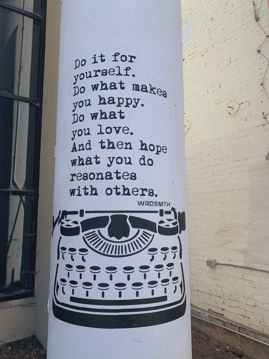 juliabacaria's tweet image. #LA #WRDSMTH