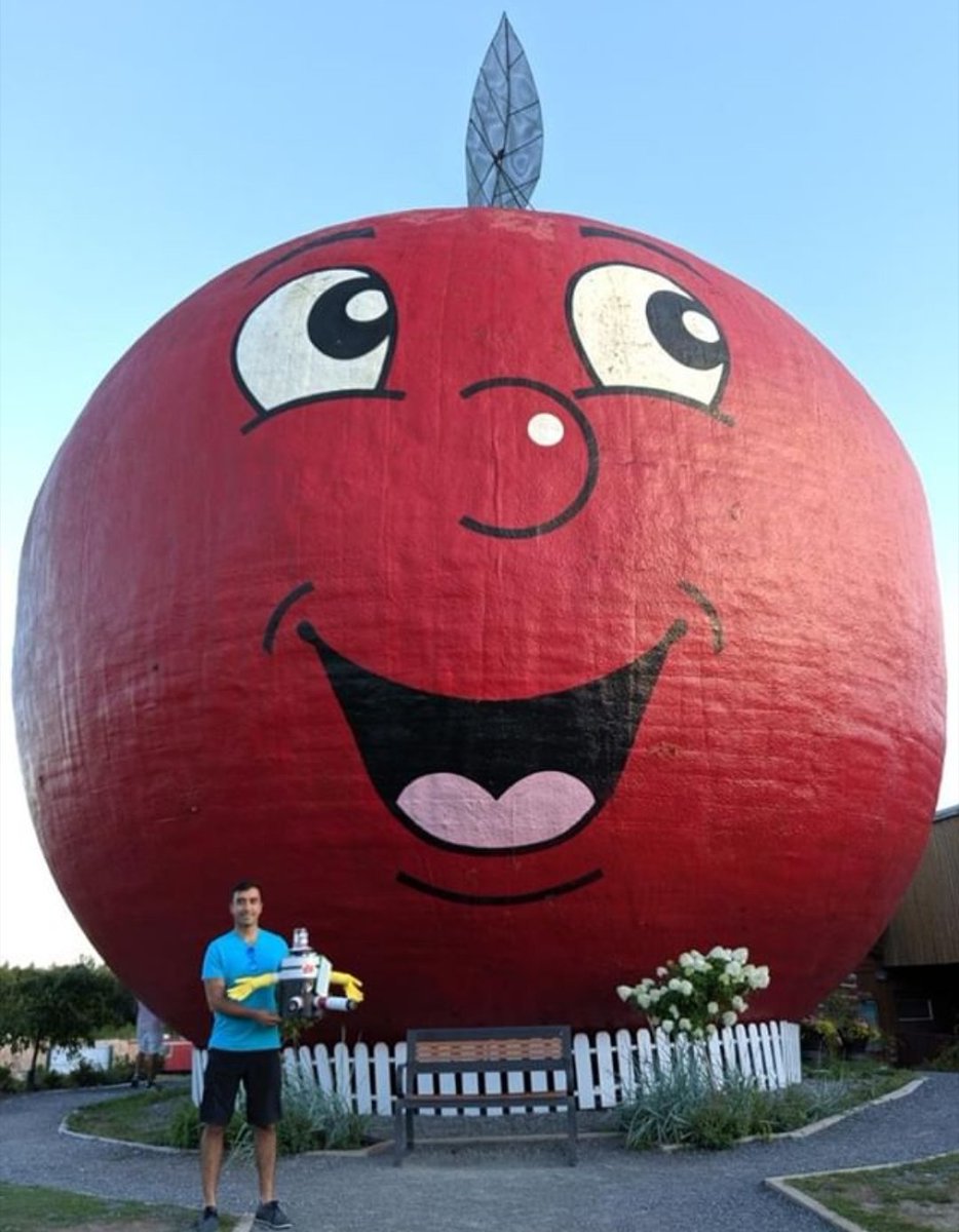 HitchbotWoods's tweet photo. Alex spotted. Here he is at Big Apple in Colborne, Ontario. He also was fortunate to visit the CN tower and is currently with the lovely staff there.  #hitchbot #canada #canadian #ultimateCanadianadventure https://t.co/CLKsVVOExW