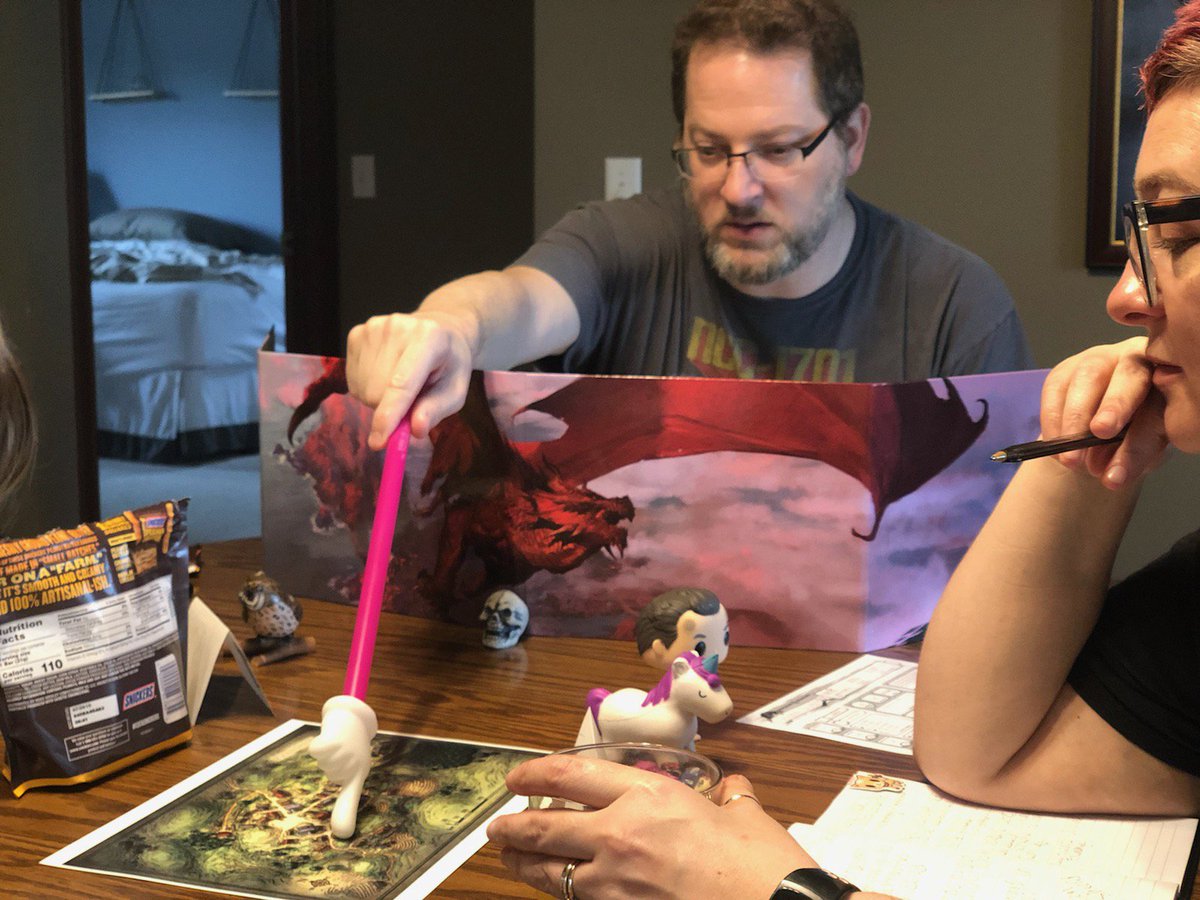 LoserMLW's tweet photo. Ran another successful #DnD session with @DishkittyStudio @jevchance @dasone77 and their girls! Getting better at this #dmstuff...
They spoke to a bunch of townsfolk, negotiated with a banshee AND defeated some giant spiders! We also pointed at stuff with a big finger. 😁 https://t.co/8mZrSIiW4R