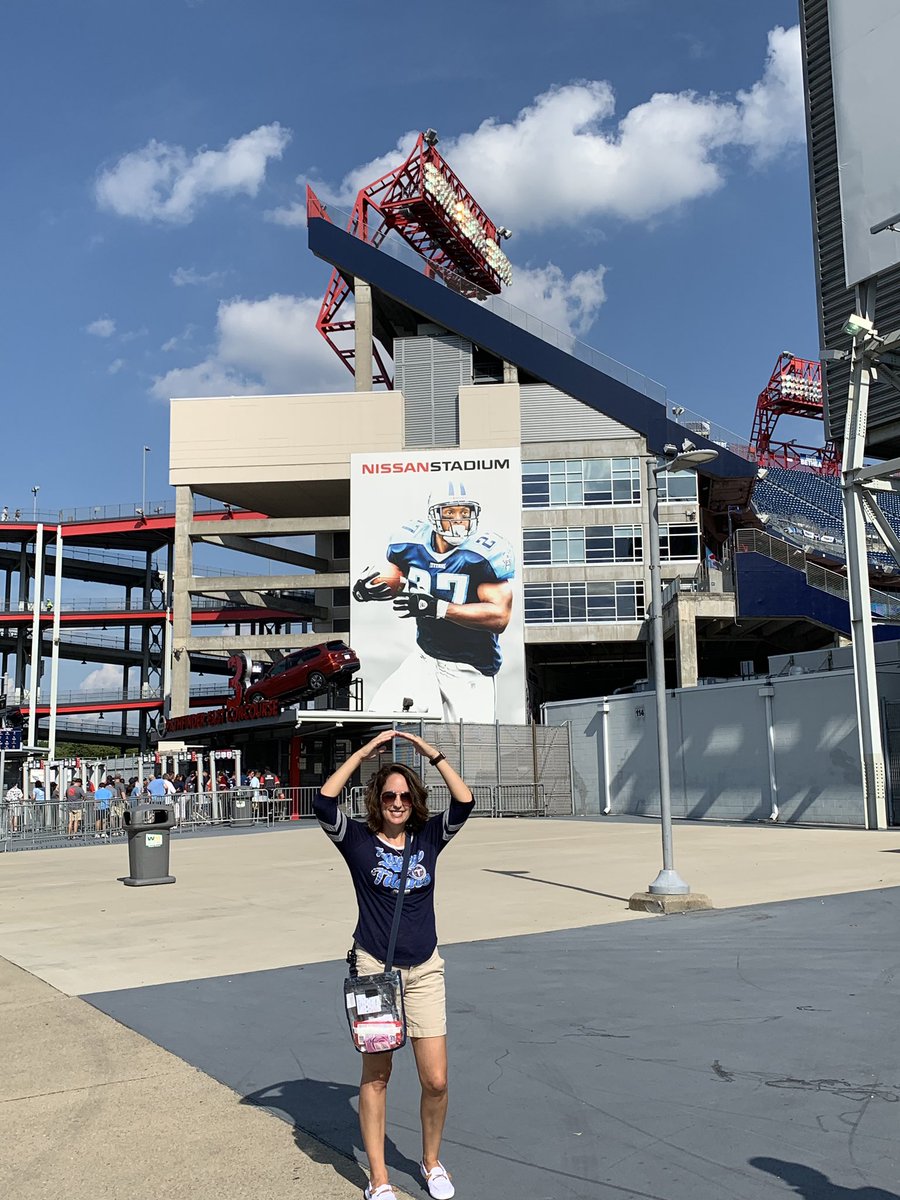 DMOJordan0627's tweet photo. @EddieGeorge2727 where are you...?! #TitanUp #Buckeye #BuckeyeForLife #BuckeyeNation https://t.co/xXS3VYTrnS
