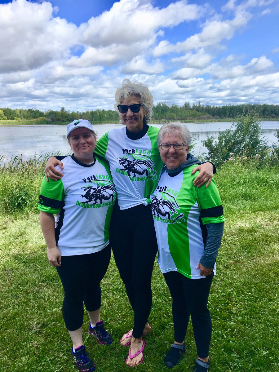 ETYaceyko's tweet photo. @EvergreenCSRD what did you do this summer? @MrsPastushak @RobertsonGrace and I challenged ourselves to try Dagon boating! #SoMuchFun highly recommend others to check it out next summer π #PDBRC #SnapDragons #DBRFestival #LeducTelfordLake #nevertoooldtotrysomethingnew #ecsrd https://t.co/pyyGPcL4gK