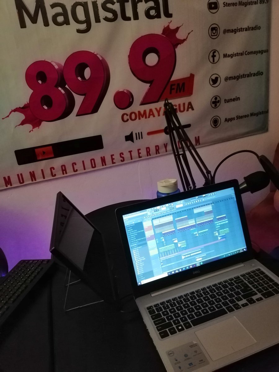 JancarloQuiroz's tweet photo. Ya PARADISE PALMS  estuvo sonando en radio 🔥🔥

https://t.co/bV4mFJOTBQ https://t.co/y8uc0NiZHe