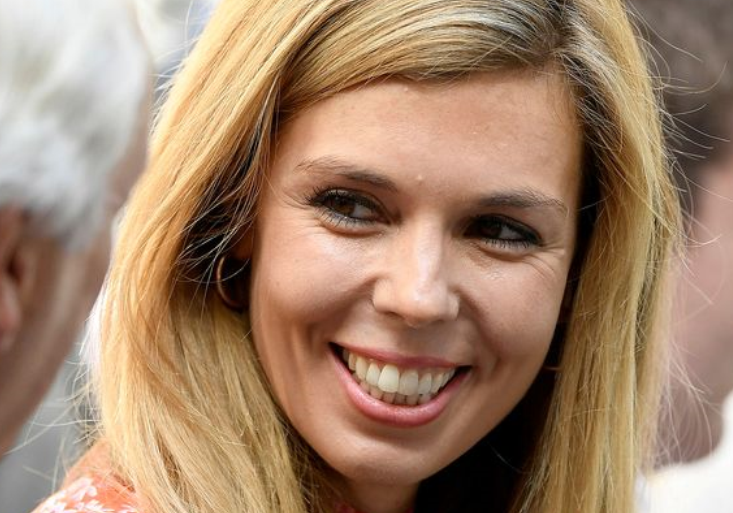 Mirror Politics On Twitter Carrie Symonds Will Travel With Boris Johnson To Meet The Queen At Balmoral Https T Co X7itlh45si
