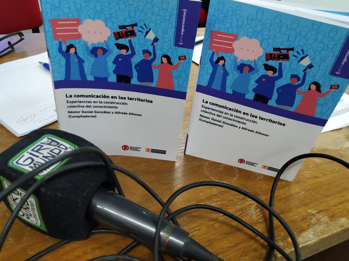 NDanielGonzalez's tweet photo. No será el Kicomovil por toda la provincia, pero empezamos a compartir "La Comunicación en los territorios", y ésta segunda parada fue en la Uncuyo, Mendoza.

Gracias a la Licenciatura en Comunicacion, a la Secretaría de Extensión y Gustavo Nieto por la invitación. https://t.co/7T2KBesfjE