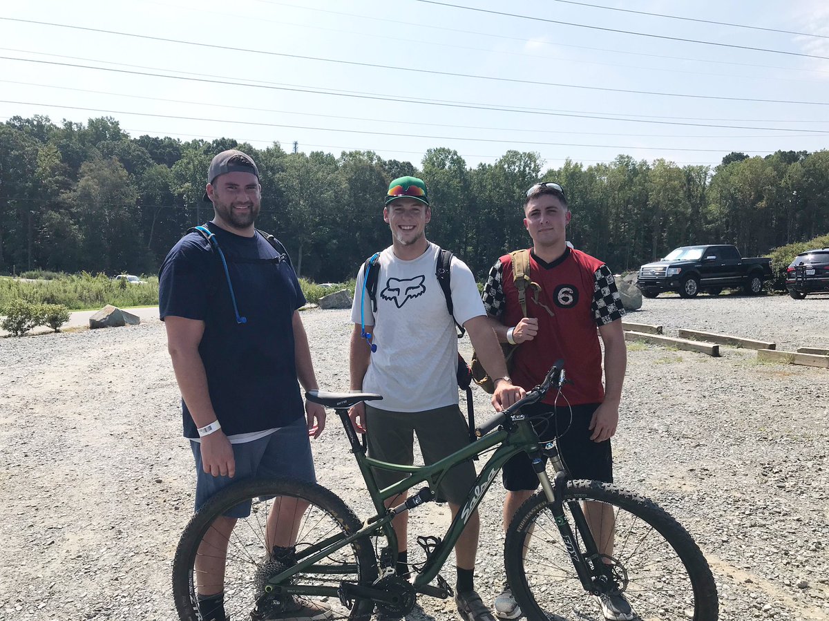 ricks_drivin's tweet photo. Utah and Minnesota had to show the south the bike life. #didntpuke #almostpuked https://t.co/3nOn3L2d9W
