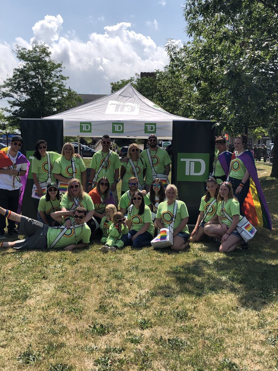 amazing day at Barrie Pride today #loveislove #ForeverProud <a href="/TD_Canada/">TD (Canada)</a> @AlexLBerry <a href="/LisaStockfish/">Lisa Stockfish</a> @BritLanglois_TD