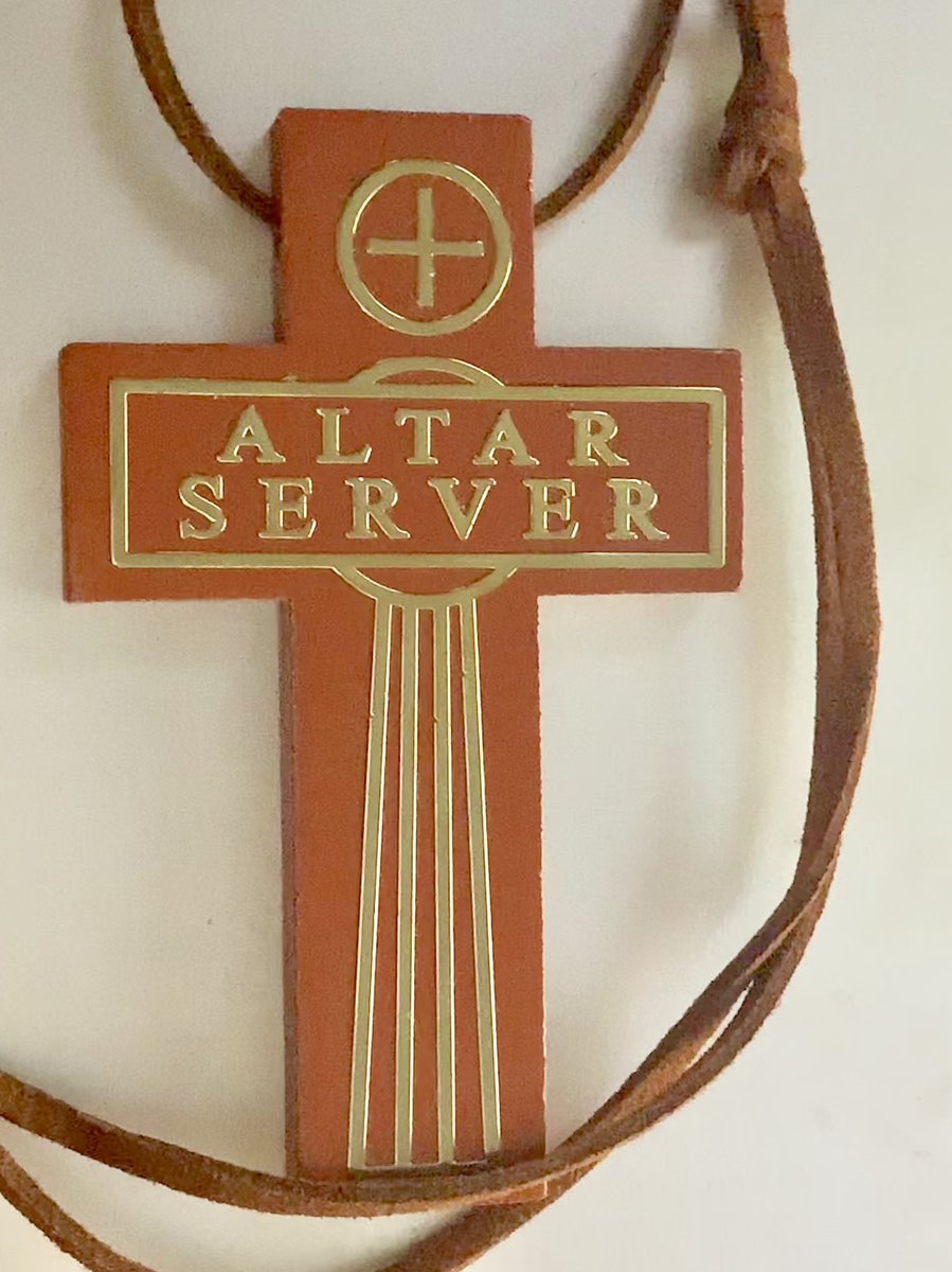 nena0107's tweet image. My Sweetie got a beautiful cross and a certificate in recognition for having served for more than 5 years.
#alterserver