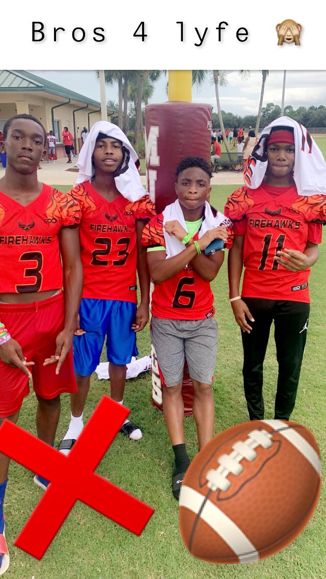 It’s live this season 💯🏈