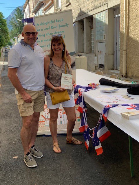 LivesParallel's tweet image. Great to be represented at the second annual Salon des Ecrivains in #Quillan #Aude @JAndrewesNZ @PyreneesAudois