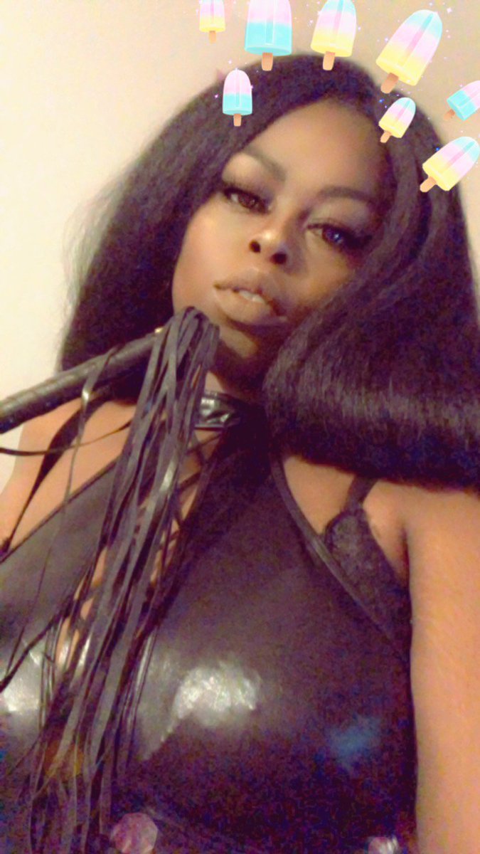 GoddessSamhain's tweet photo. You need a #CustomVideo from me! Direct your fantasy with me here on @iWantClips https://t.co/Hbvd2Bkqr8 https://t.co/tb6tqeag9e