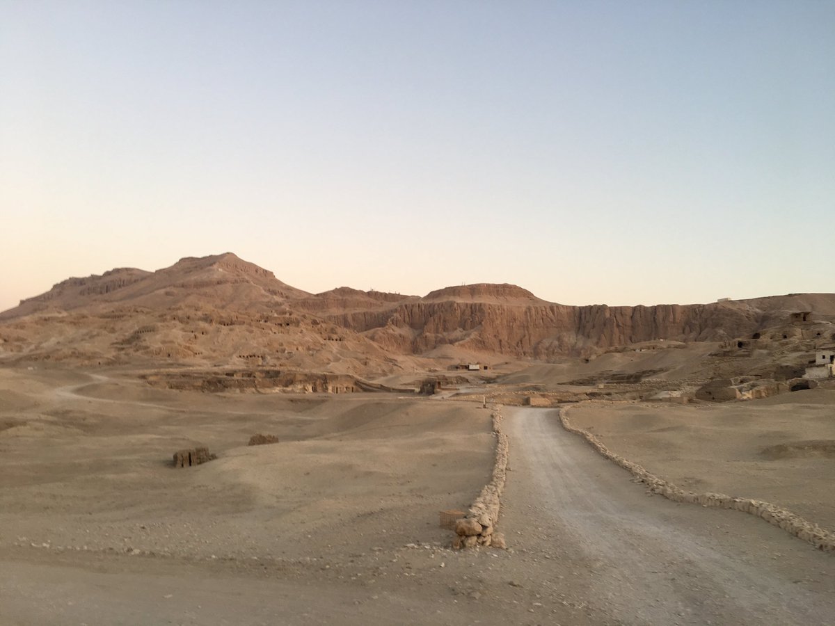 jubudka's tweet photo. Good morning from #Qurna #Luxor #Egypt and a happy Sunday to everyone https://t.co/pU7UE3JznN