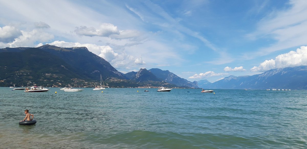HeleneJewell's tweet photo. @JoyceMatthews_ @LSusers @LSNetherlands @IntegralAgile @IAFIndiaOrg @karenlawson3 @Andi_Roberts @NiksClicks @JeniLing @NicolaJMorris @FacilitrixHelen Swimming a lot in Lake Garda in Italy! No facilitation at all for me as we're on holiday. Such a beautiful place.....#facilitationfriday #butitssunday #facilitatornotfacilitating https://t.co/qD88mxDjQR