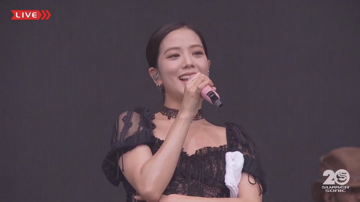 intoblackpivk's tweet photo. beautiful girls 😭

#BLACKPINKAtSummerSonic2019 @ygofficialblink https://t.co/IQohckgIcu