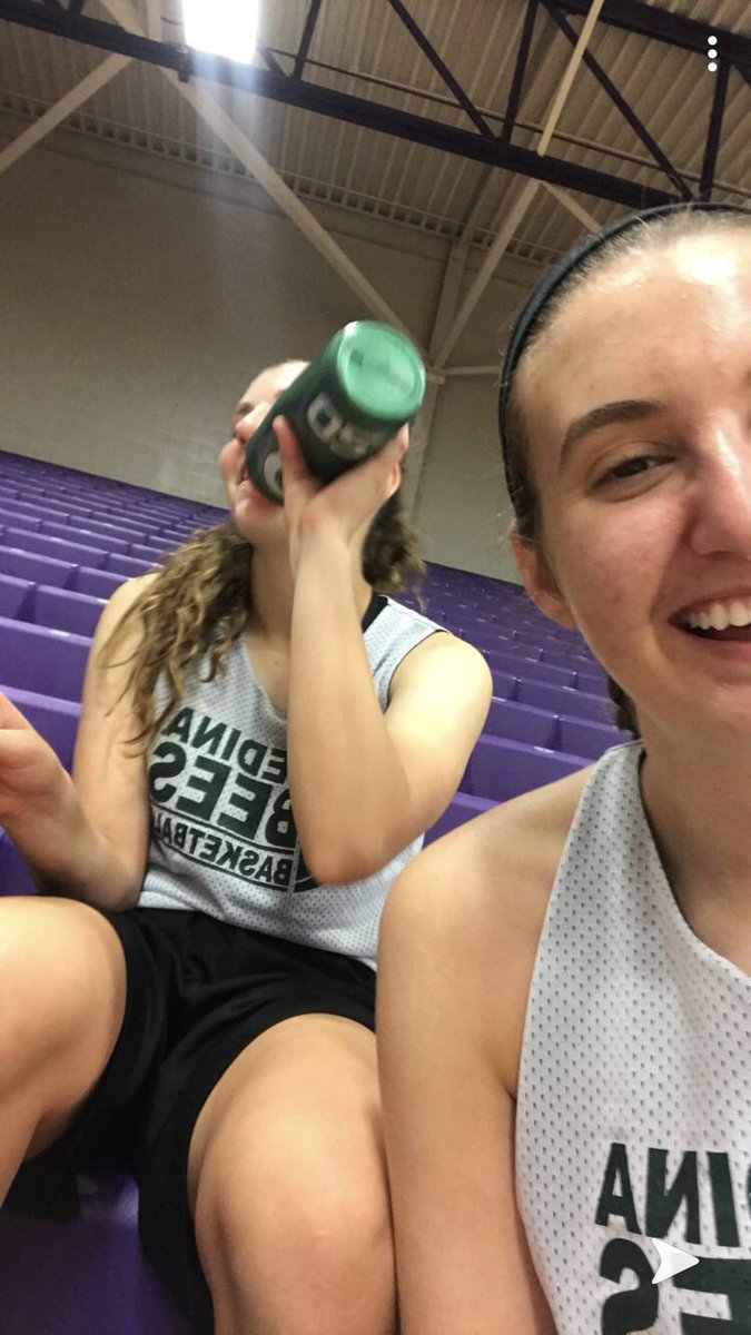 Lindsey Linard tweet media
