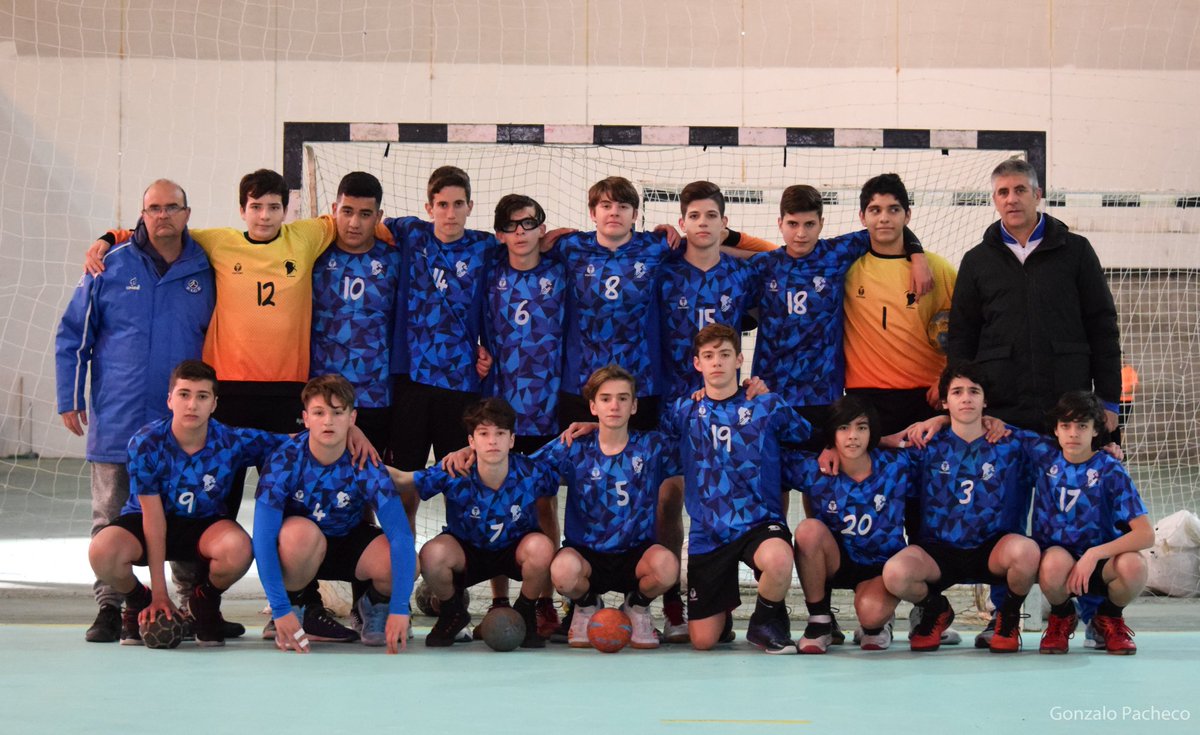 fuegosagrado_ok's tweet photo. #Handball | #ArgSelecciones #Menores #Masculino 🤾♂️
FINALES 🏆 - Resultados de hoy ✅
🔰Divisional #A⤵️
@femebal 27 - 20 #Atlántica
🔰Divisional #B⤵️
#Córdoba 32 - 25 #Neuquén
🔰Divisional #C⤵️
#APeBal 42 - 38 #AmigosDelRocha https://t.co/ebE4wTGQyI