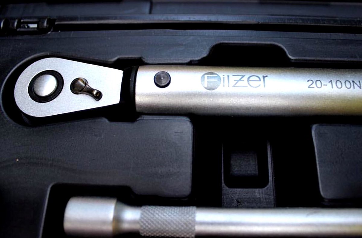 FilzerGear's tweet photo. The devils in the details. Clean lines, quality materials, no nonsense. 
#filzergear #torque #wrench #silver #tools #bicycle #fixbike #diy #happy #bike #happylife #novascotia #eastcoast #vancouverbc #company https://t.co/AAkAlArwkF