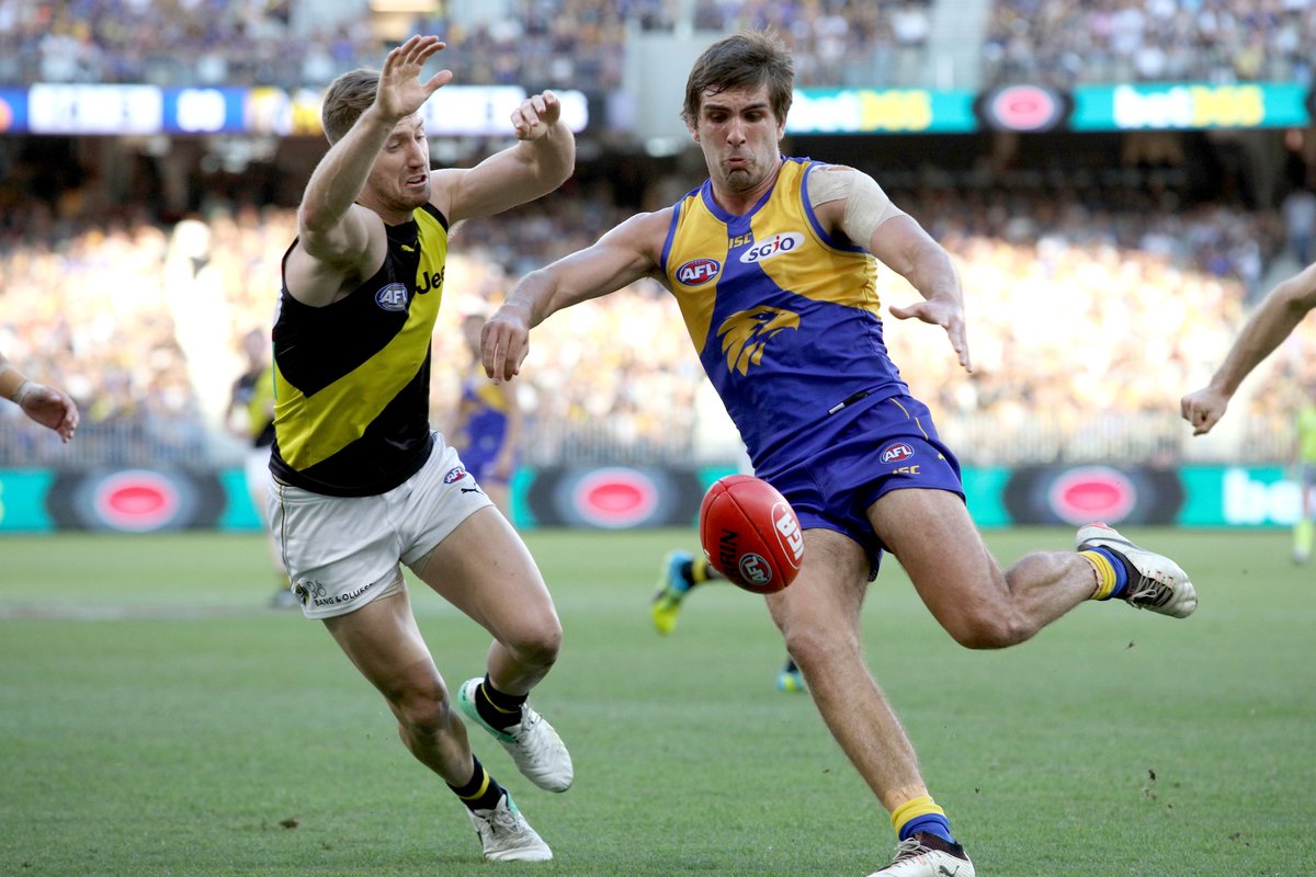 Fox Footy On Twitter The Game We Could Be Seeing Again In Six Weeks Time Is About To Start At The Mcg Watch Live On Foxfooty Live Scores And Stats