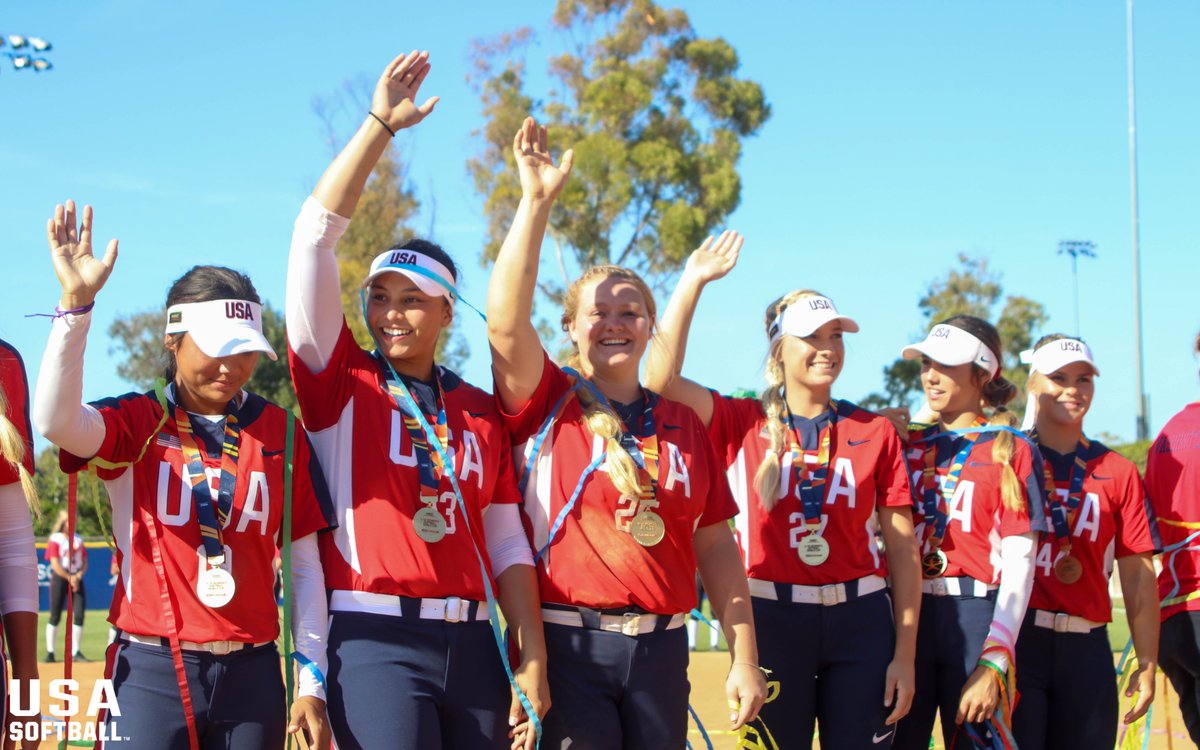 USASoftball tweet picture